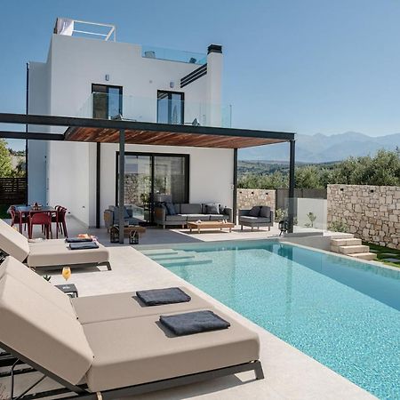 Avrilia Seaside Villa Heated Pool Almirida Exteriér fotografie
