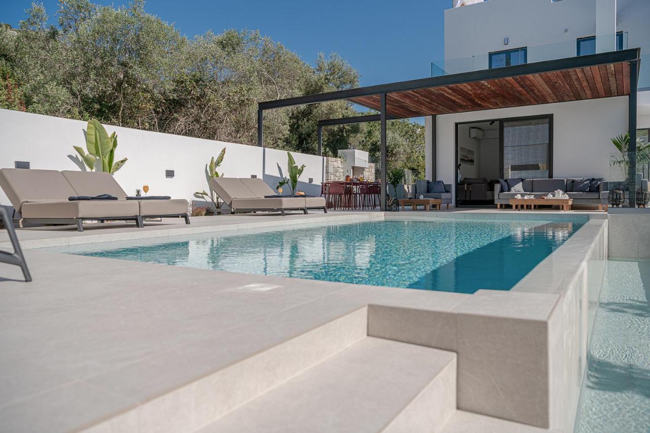 Avrilia Seaside Villa Heated Pool Almirida Exteriér fotografie