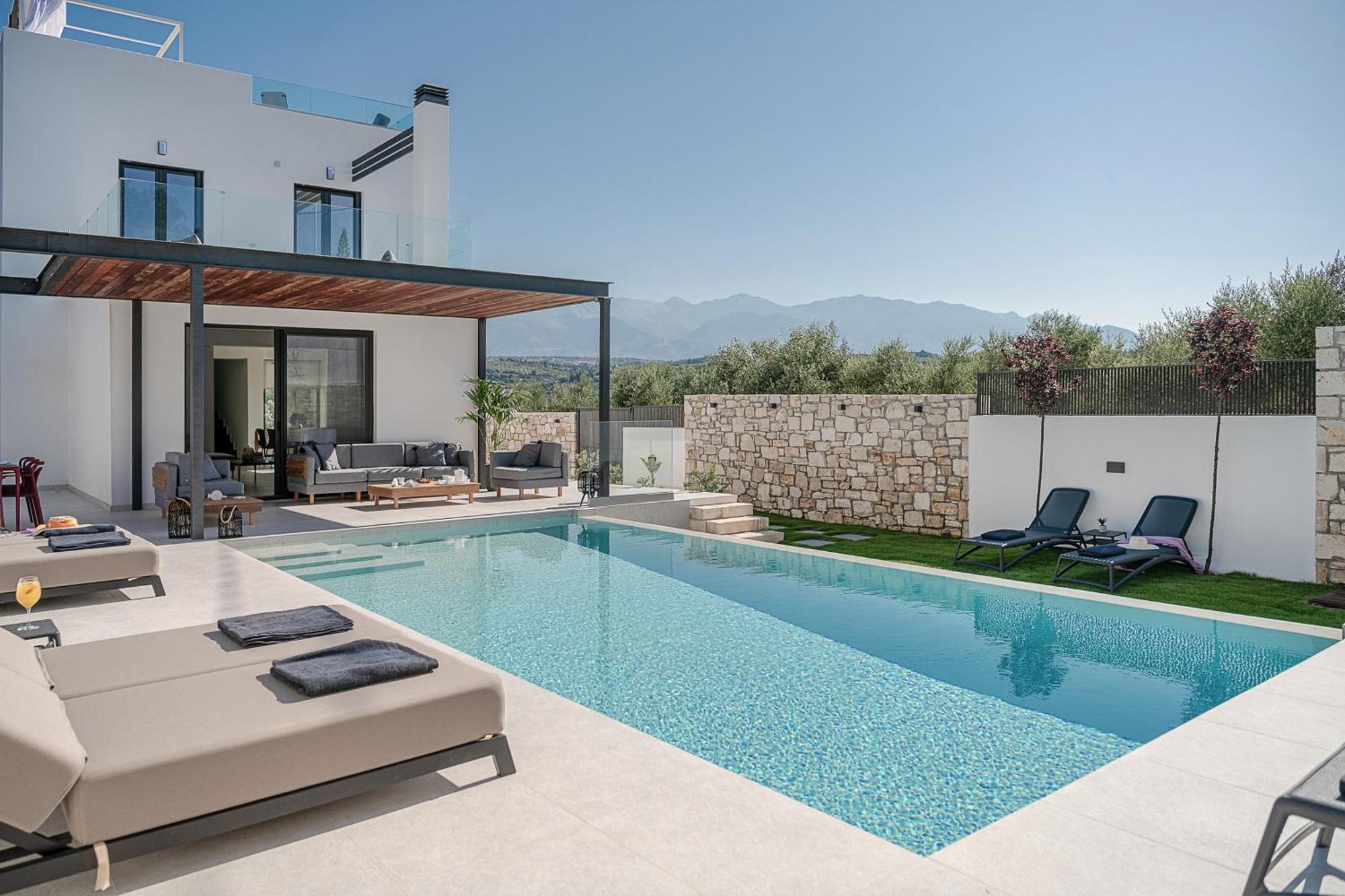 Avrilia Seaside Villa Heated Pool Almirida Exteriér fotografie